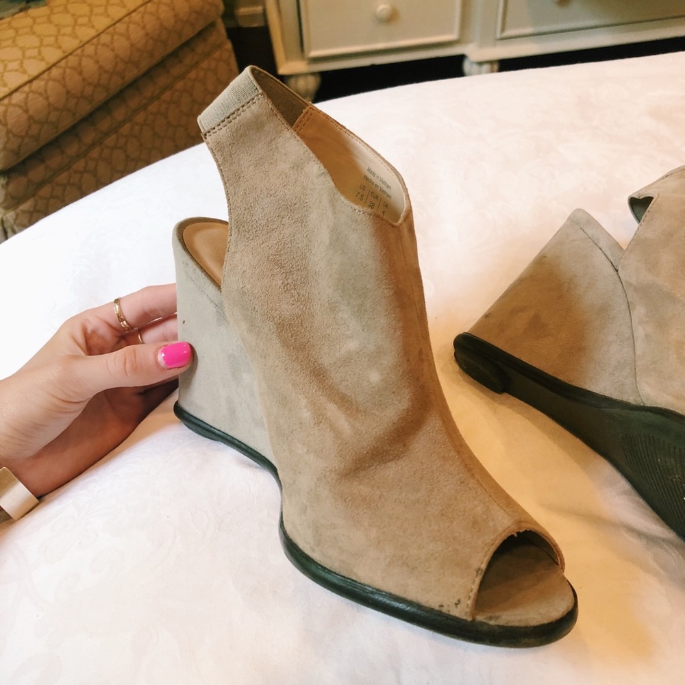 ShoeMint Peep-Toe Suede Wedge Ankle Booties